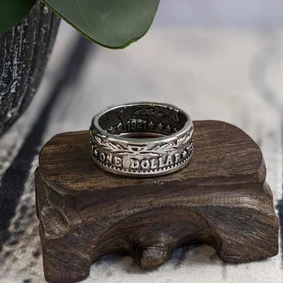 Silver color wide band coin replica thumb ring, unisex - Picture 1 of 6